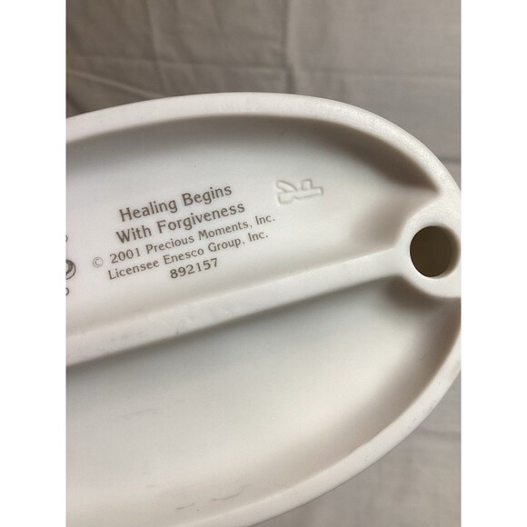 Precious Moments "Healing Begins With Forgiveness" 2001 Porcelain Figure #892157 - Picture 9 of 11